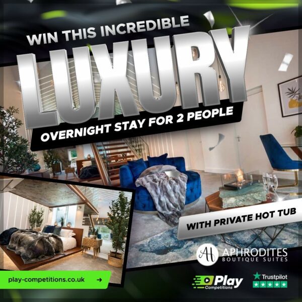 LUXURY APHRODITES STAY IN A PRIVATE SUITE WITH HOT TUB!